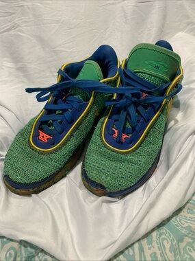 Nike Lebron Kaleidoscope Green & Blue Sneakers 2003